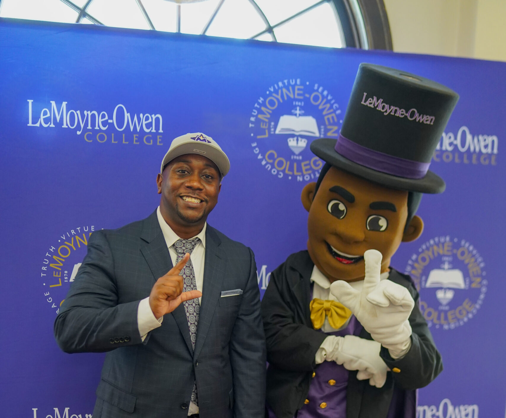 Roderick Smothers Jr. Named New Director of Athletics