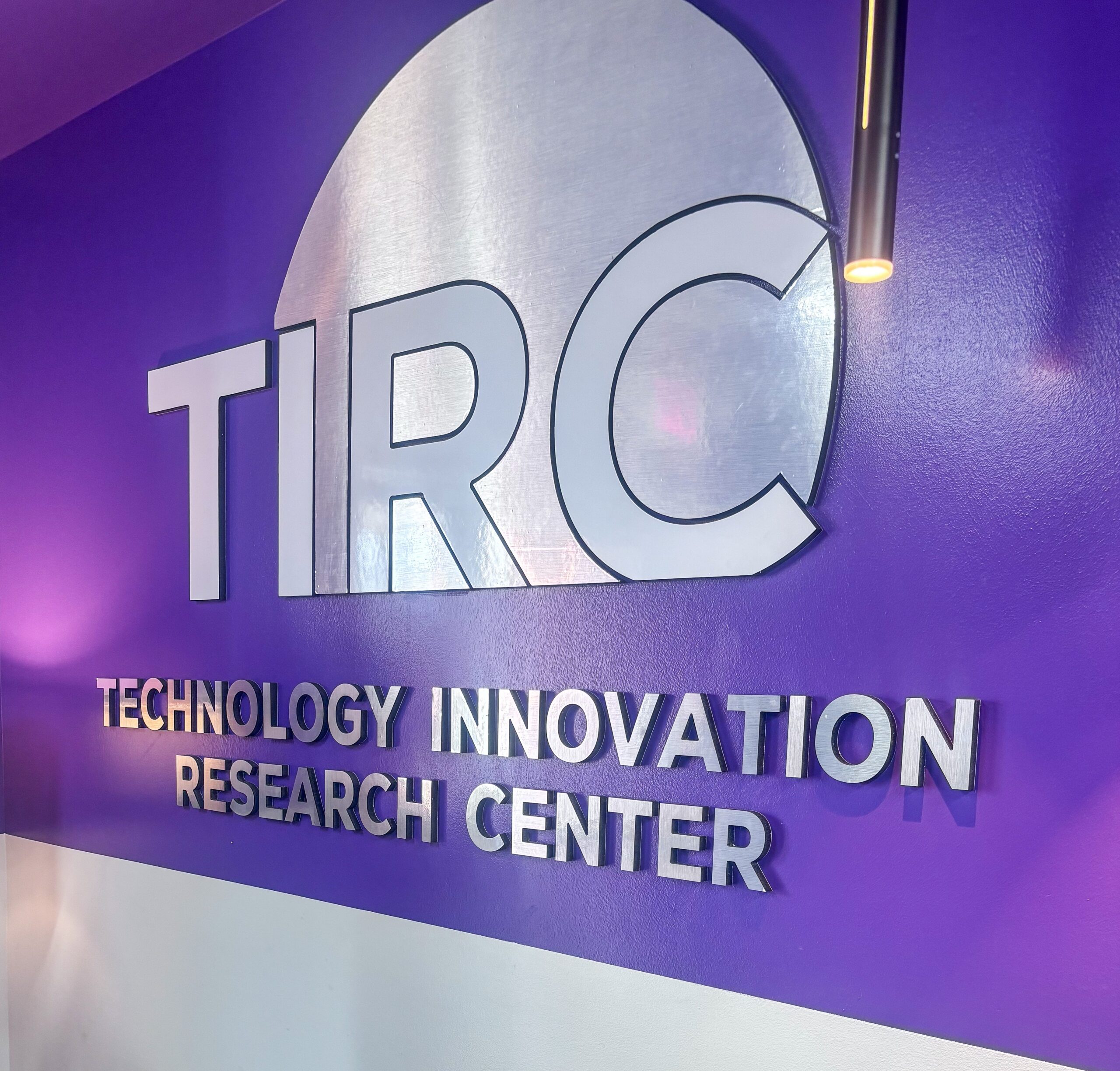 LeMoyne-Owen College Opens Technology Innovation and Research Center to Campus and Community